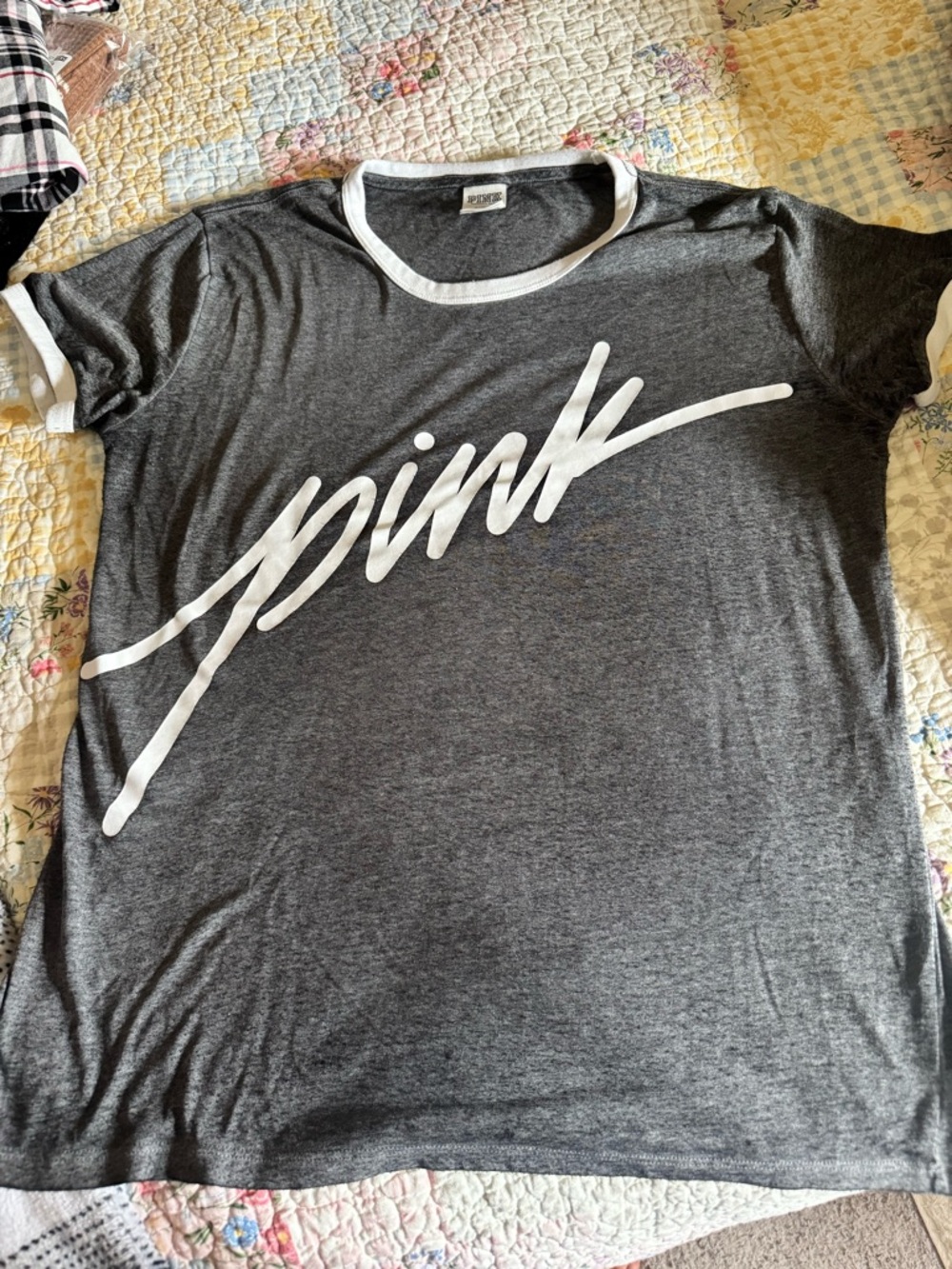 PINK Victoria's Secret Gray and White Logo Tee